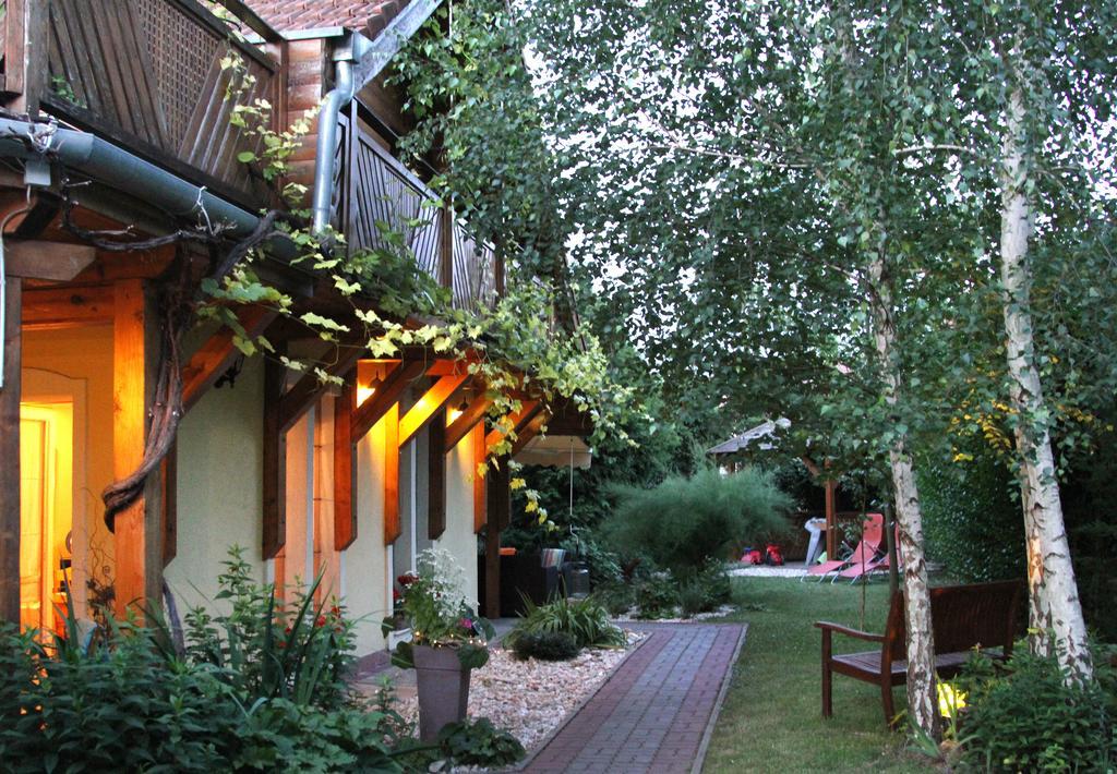 Guest house Koszeghegyalja Vendeghaz
